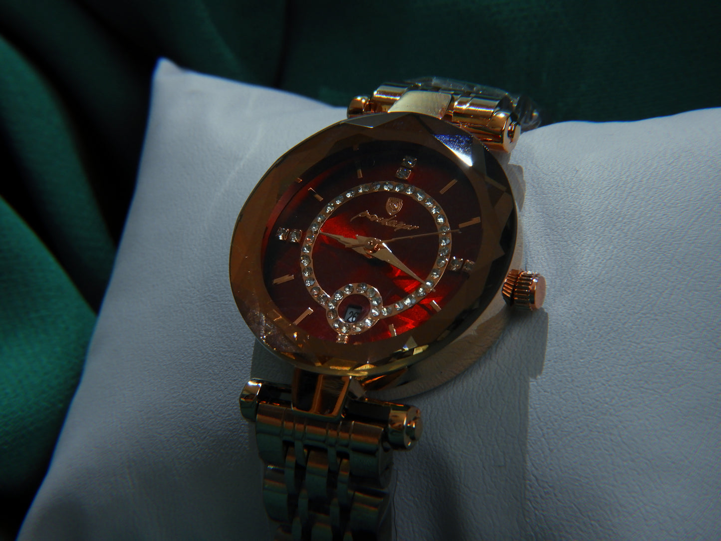 Ceas Dama | Poedagar | Carmine Halo
