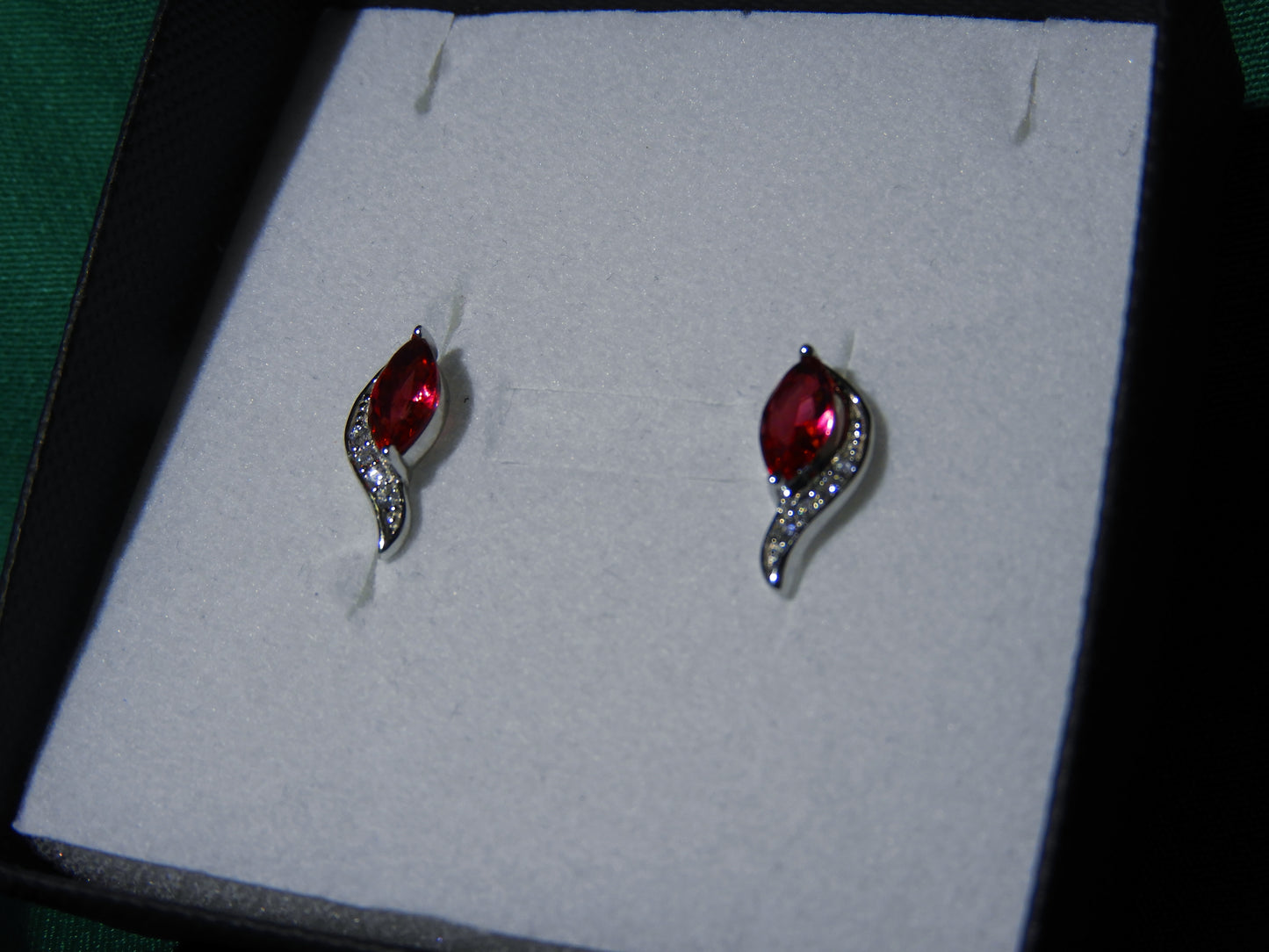 Cercei Argint 925 Ruby Tears | BRILLORYA |