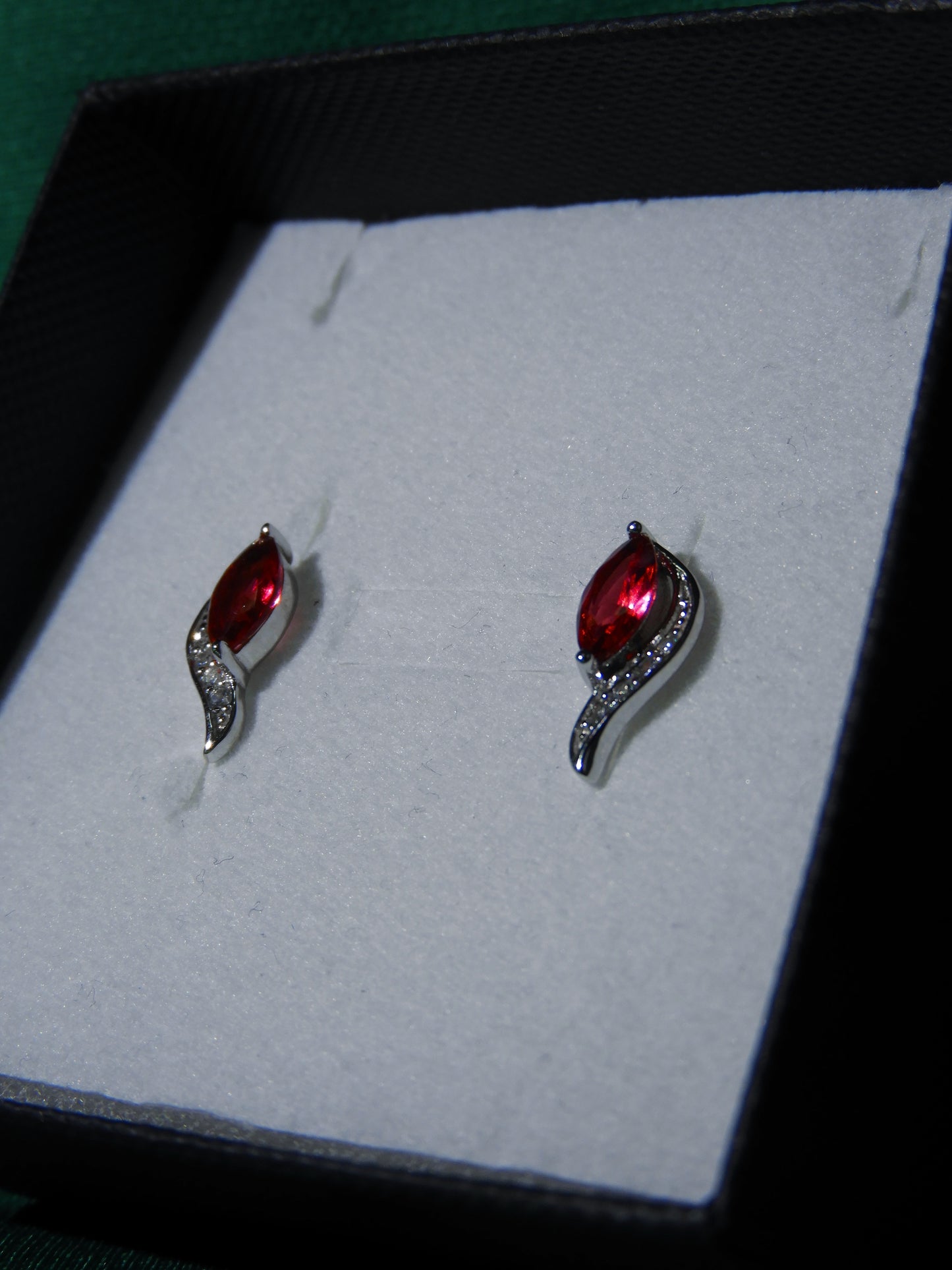 Cercei Argint 925 Ruby Tears | BRILLORYA |